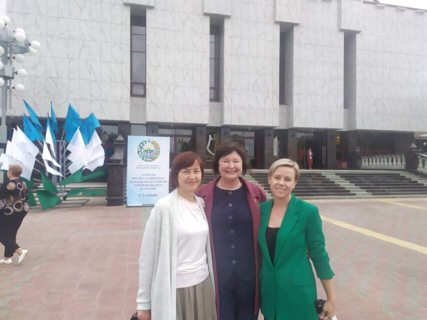 III-Belorussko-uzbekskiy-zhenskiy-biznes-forum-Vitebske